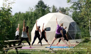 Geodesic dome tent for yoga