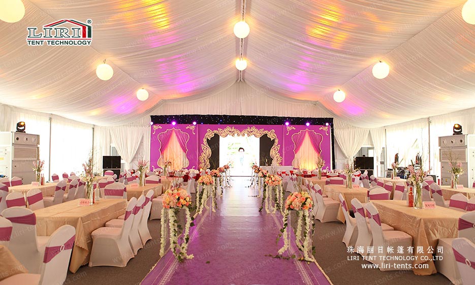 How to Set Up Chairs in a Wedding Party Tent