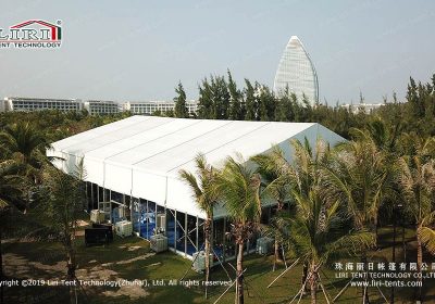 30×30 Wedding Tent: Seating 150 Guests with Room to Dance