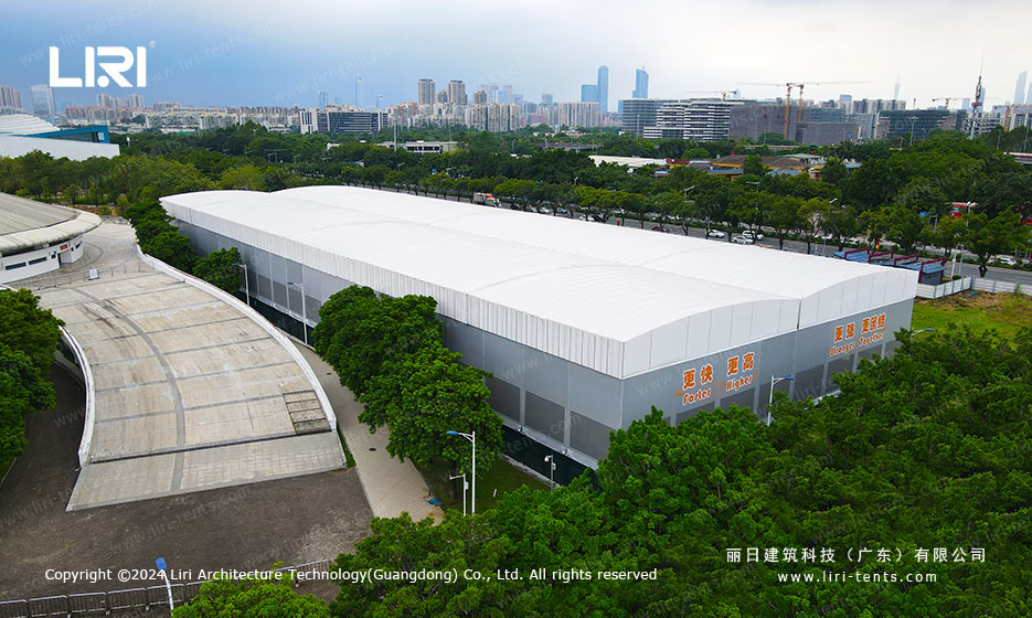 Side elevation of outdoor tennis court structure